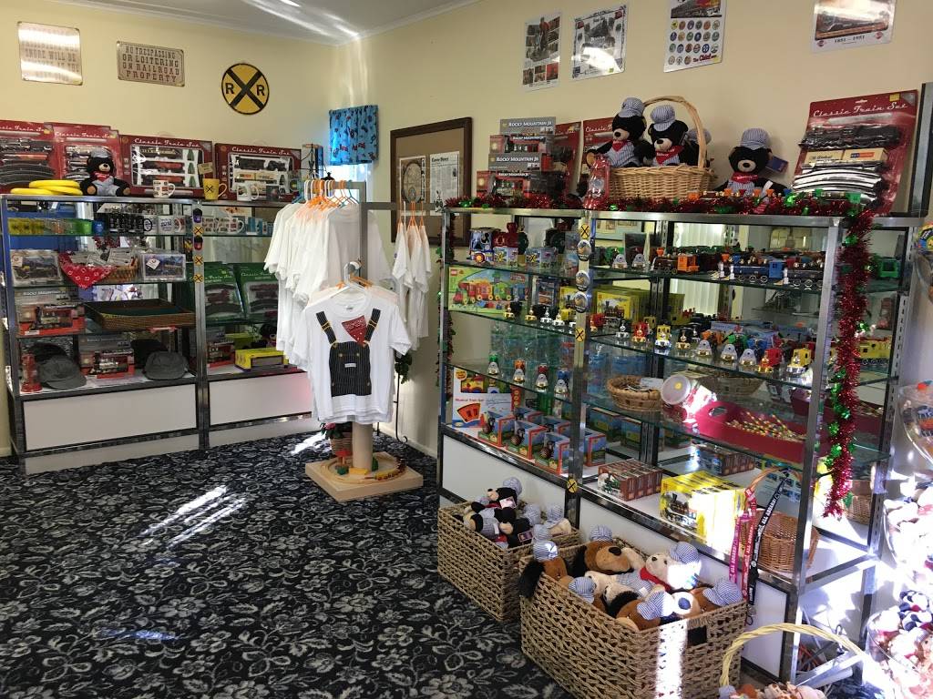 Murder Mystery Dinner Train | restaurant | 2805 Colonial Blvd, Fort Myers, FL 33966, USA | 2392758487 OR +1 239-275-8487