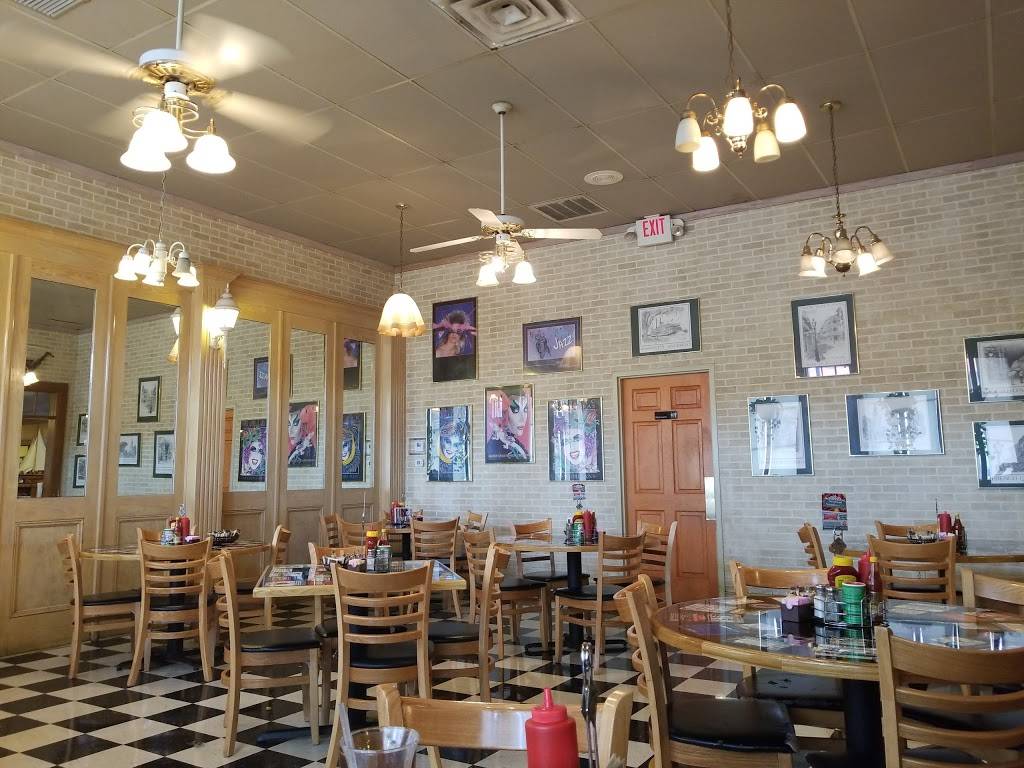 Fishermans Market & Restaurant | restaurant | 116 Johnston St, Longview, TX 75601, USA | 9037536722 OR +1 903-753-6722