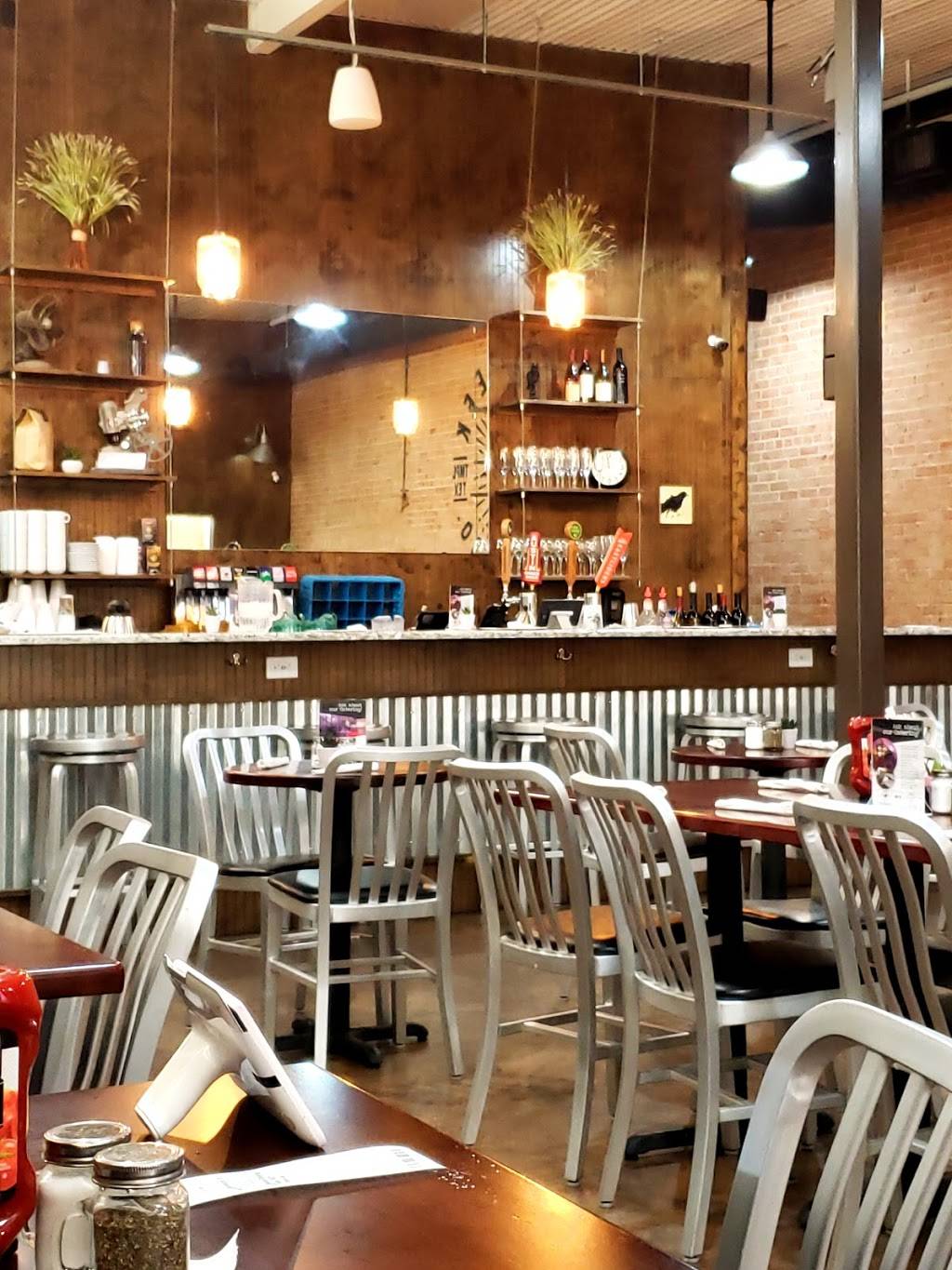 Bird Creek Burger Co. | restaurant | 6 S Main St, Temple, TX 76501, USA | 2545983158 OR +1 254-598-3158