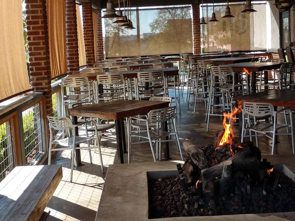 Brick House Tavern + Tap | restaurant | 1011 N Loop 1604 W, San Antonio, TX 78232, USA | 2104023107 OR +1 210-402-3107