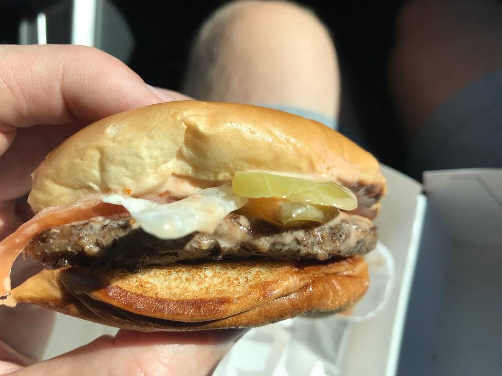 Jack in the Box | restaurant | 1403 S Crismon Rd, Mesa, AZ 85209, USA | 4803573731 OR +1 480-357-3731