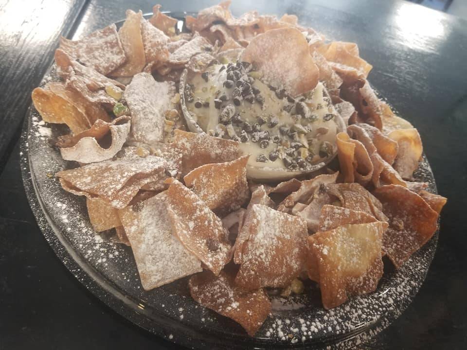 Got A Guy Eatery | restaurant | 4490 Middle Country Rd, Calverton, NY 11933, USA | 6314682489 OR +1 631-468-2489