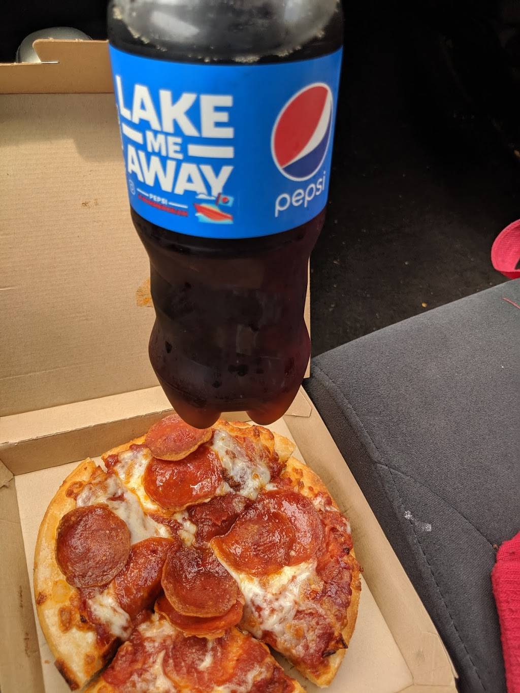 Pizza Hut | meal takeaway | 3046 Columbia Ave #115, Franklin, TN 37064, USA | 6157942400 OR +1 615-794-2400