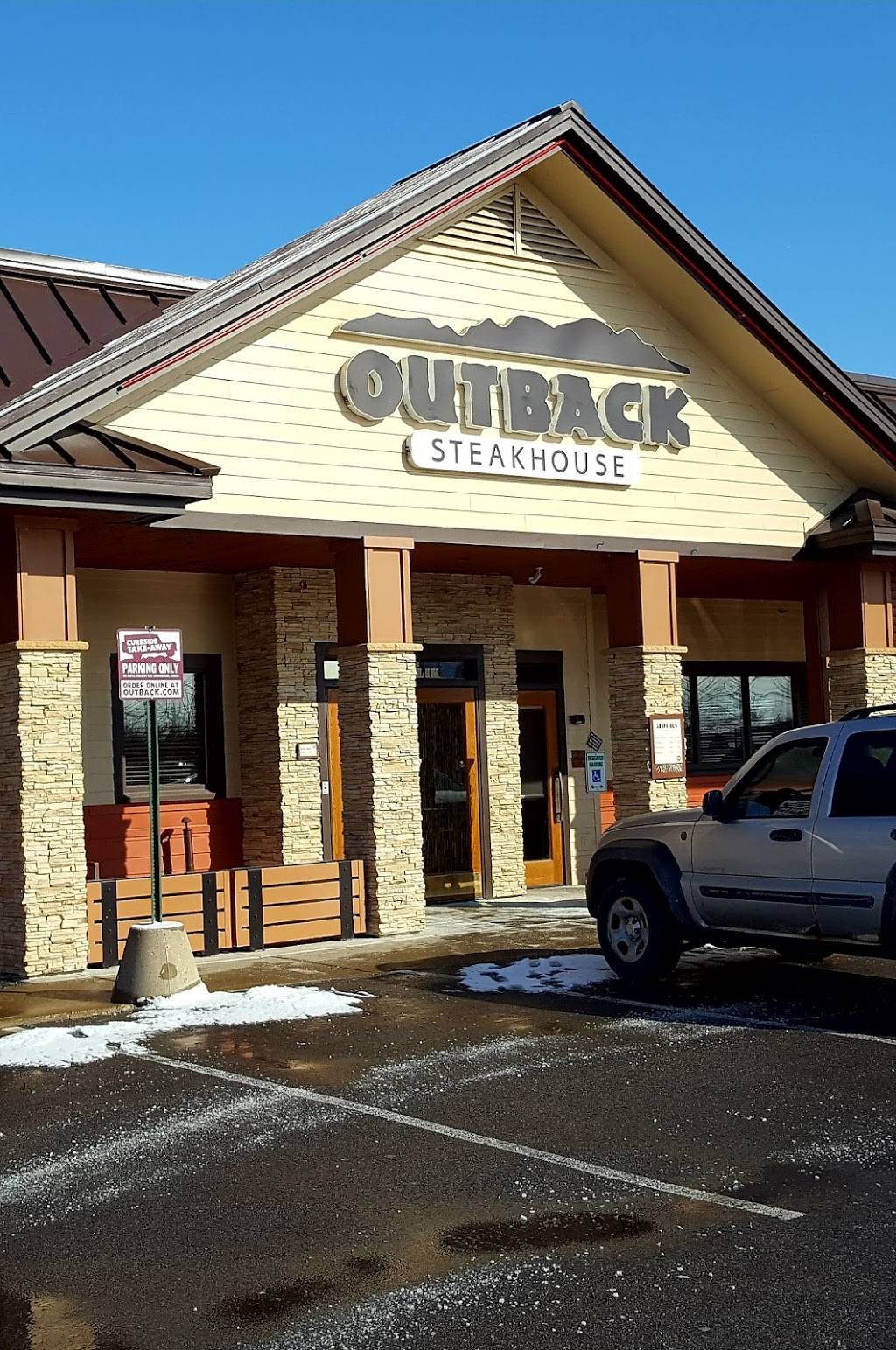 Outback Steakhouse | restaurant | 4920 Milan Rd, Sandusky, OH 44870, USA | 4196099226 OR +1 419-609-9226