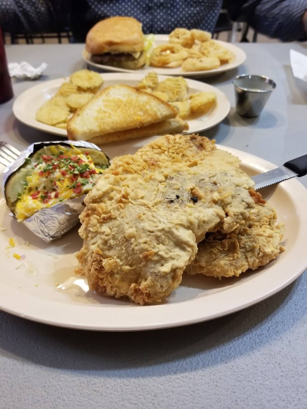 92 Restaurant | restaurant | 23209 FM 92, Silsbee, TX 77656, USA | 4094295065 OR +1 409-429-5065