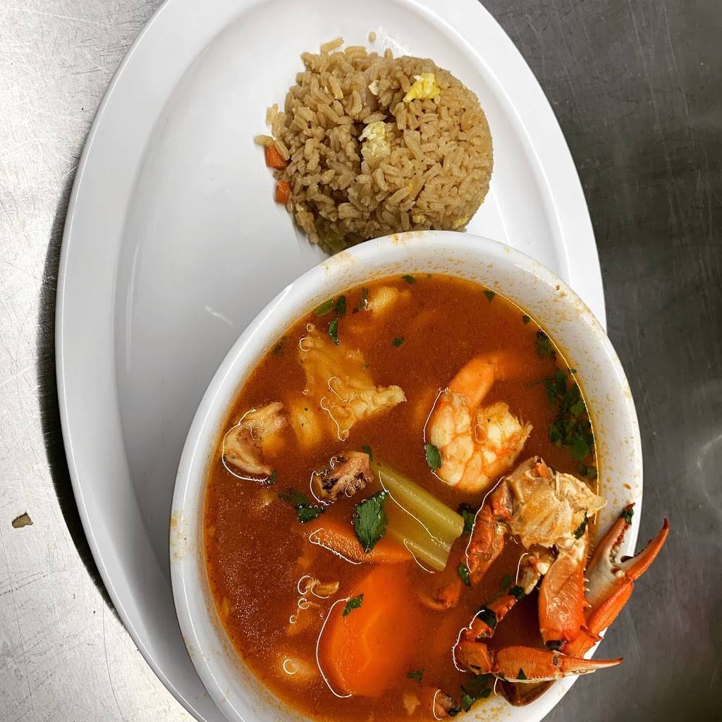 Cancun Seafood & Oyster Bar | restaurant | 17020 Beaver Springs Dr suite 1, Houston, TX 77090, USA | 8326025444 OR +1 832-602-5444