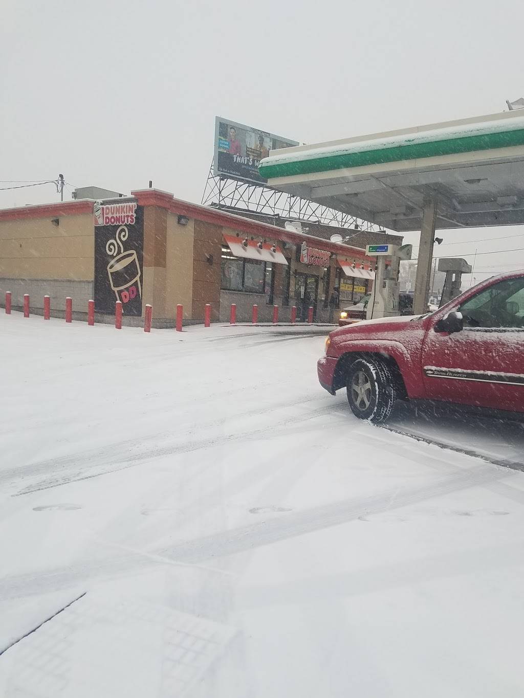 Dunkin | bakery | 5801 Oxford Ave, Philadelphia, PA 19149, USA | 2159416150 OR +1 215-941-6150