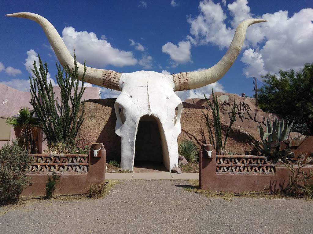 The Cow Palace | restaurant | 28802 S Nogales Hwy, Amado, AZ 85645, USA | 5203988000 OR +1 520-398-8000