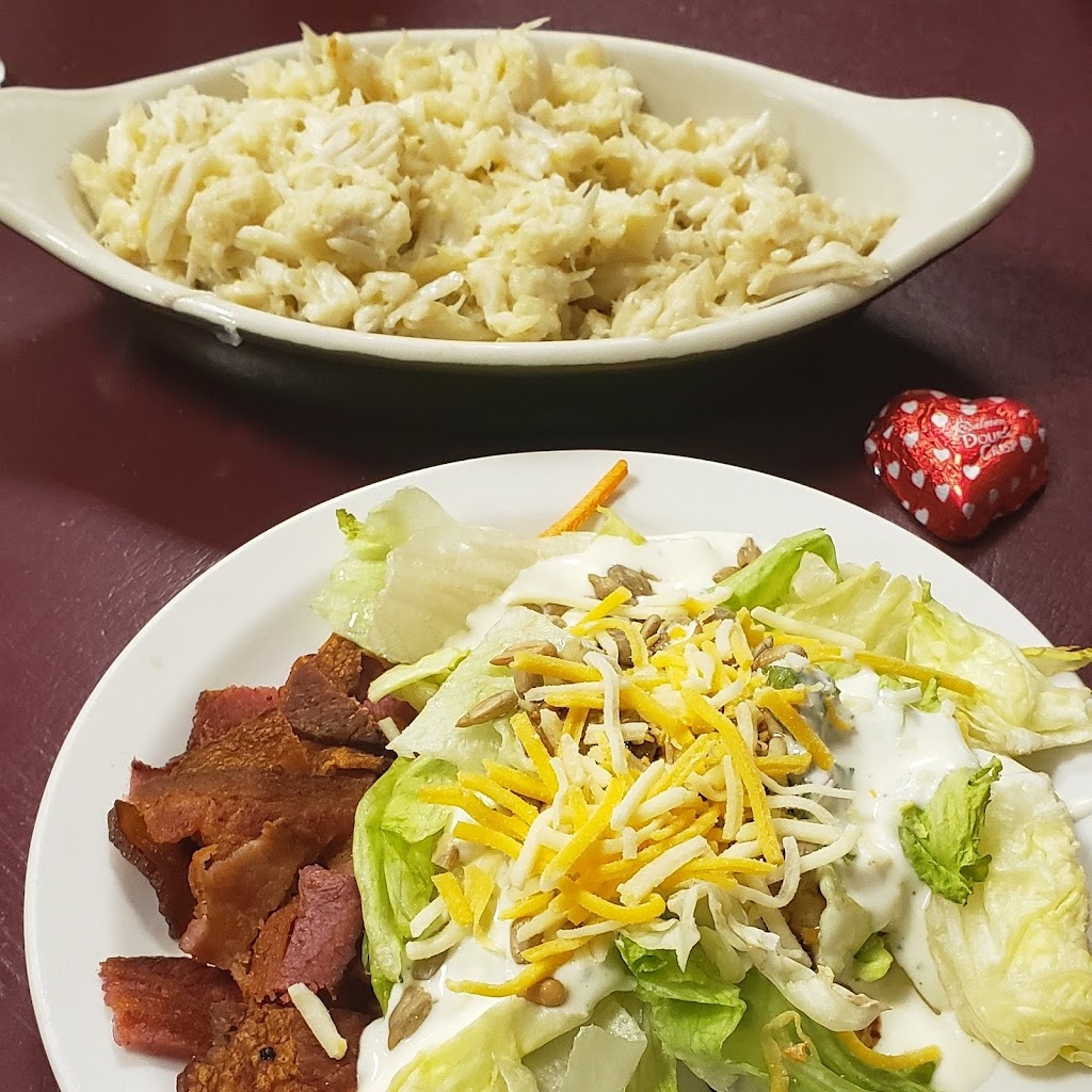 Moms Cafe | restaurant | 10 E Main St, Salina, UT 84654, USA | 4355293921 OR +1 435-529-3921