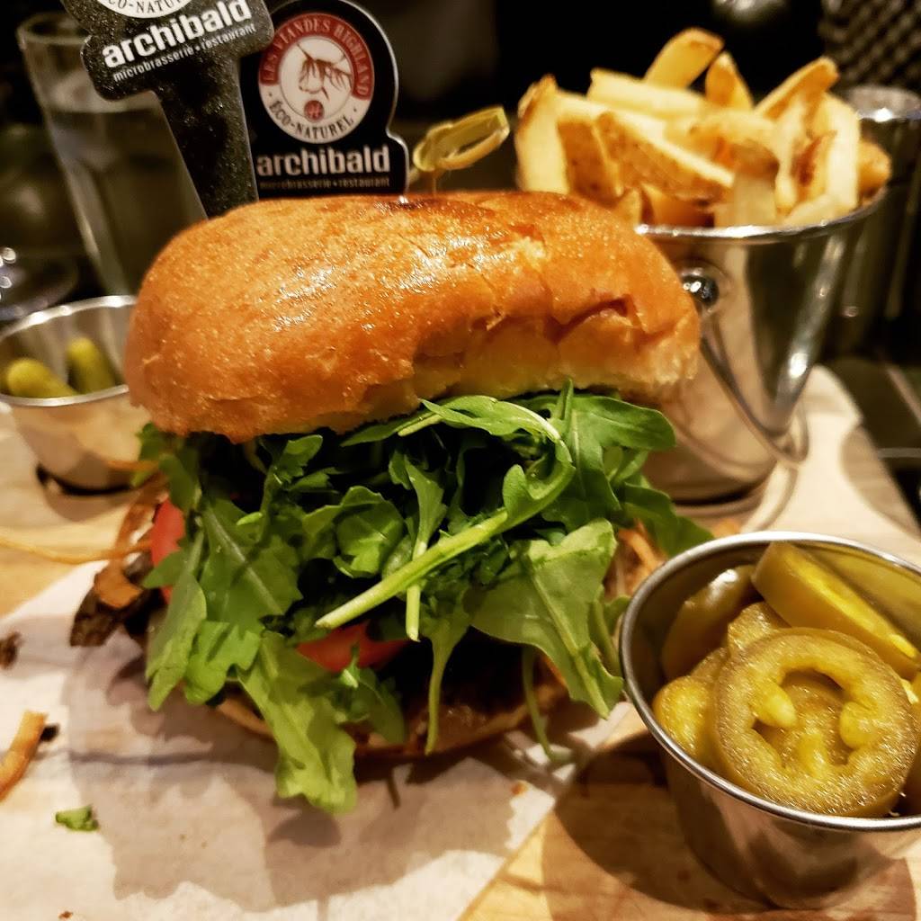 Archibald Microbrasserie Sainte-Foy | restaurant | 1240 Autoroute Duplessis, Québec, QC G2G 2B5, Canada | 4188770123 OR +1 418-877-0123