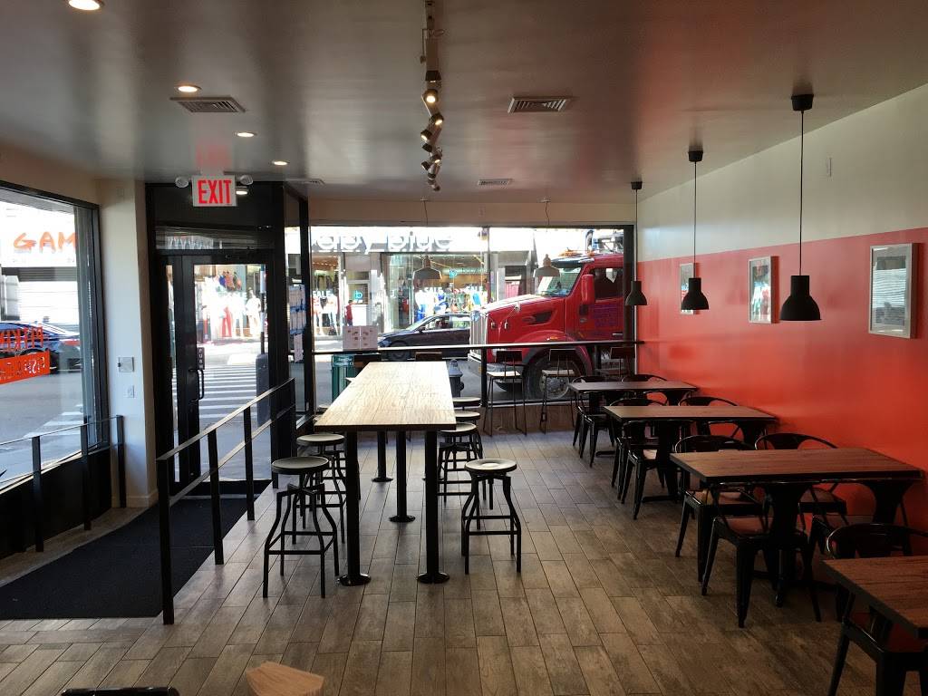 Pitkins Fish & Chicken | restaurant | 92-02 Jamaica Ave, Woodhaven, NY 11421, USA | 7184411095 OR +1 718-441-1095