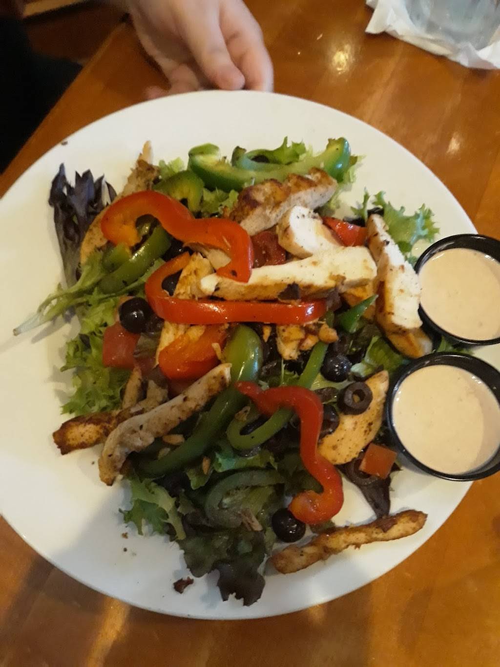 D. Rowes Restaurant & Bar | restaurant | 1005 Club Village Dr, Columbia, MO 65203, USA | 5734438004 OR +1 573-443-8004