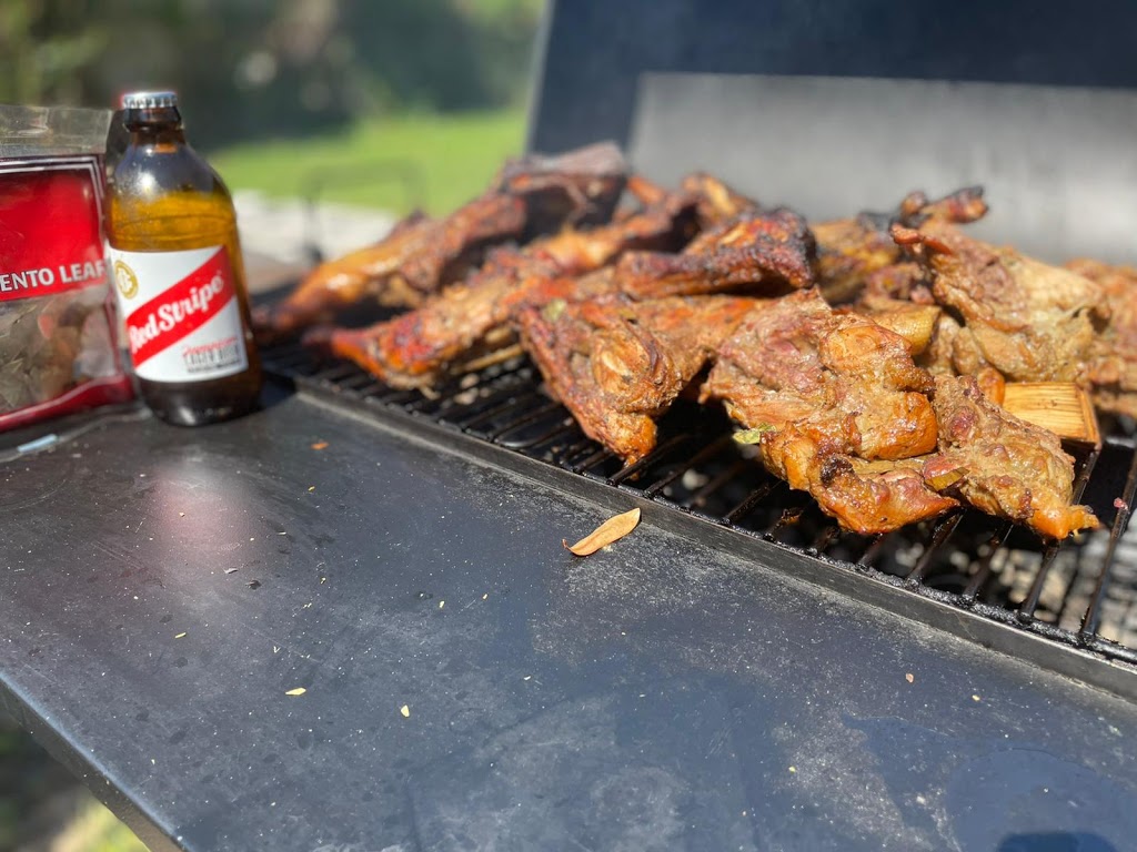 Kingstons kitchen | restaurant | Figwood Ln, Pine Hills, FL 32808, USA | 3213432116 OR +1 321-343-2116