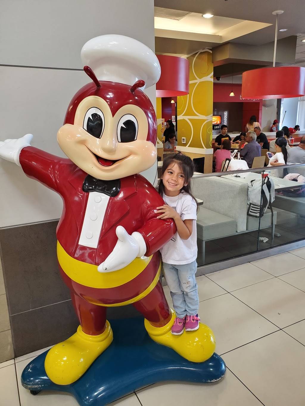 Jollibee | restaurant | 3890 S Maryland Pkwy Ste 137, Las Vegas, NV 89119, USA | 7028933005 OR +1 702-893-3005