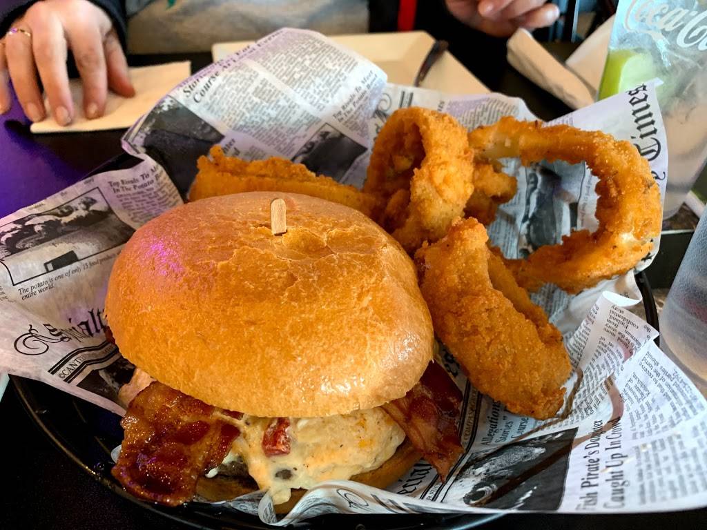 HVille Grill | restaurant | 1050 Glenbrook Way Suite 320, Hendersonville, TN 37075, USA | 6158260867 OR +1 615-826-0867