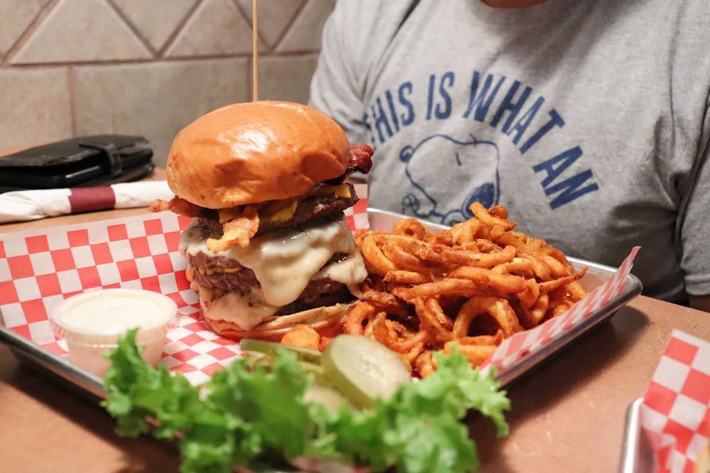 Elys Breakfast Restaurant & Burgers | restaurant | 2477 E Tropicana Ave, Las Vegas, NV 89121, USA | 7022011115 OR +1 702-201-1115