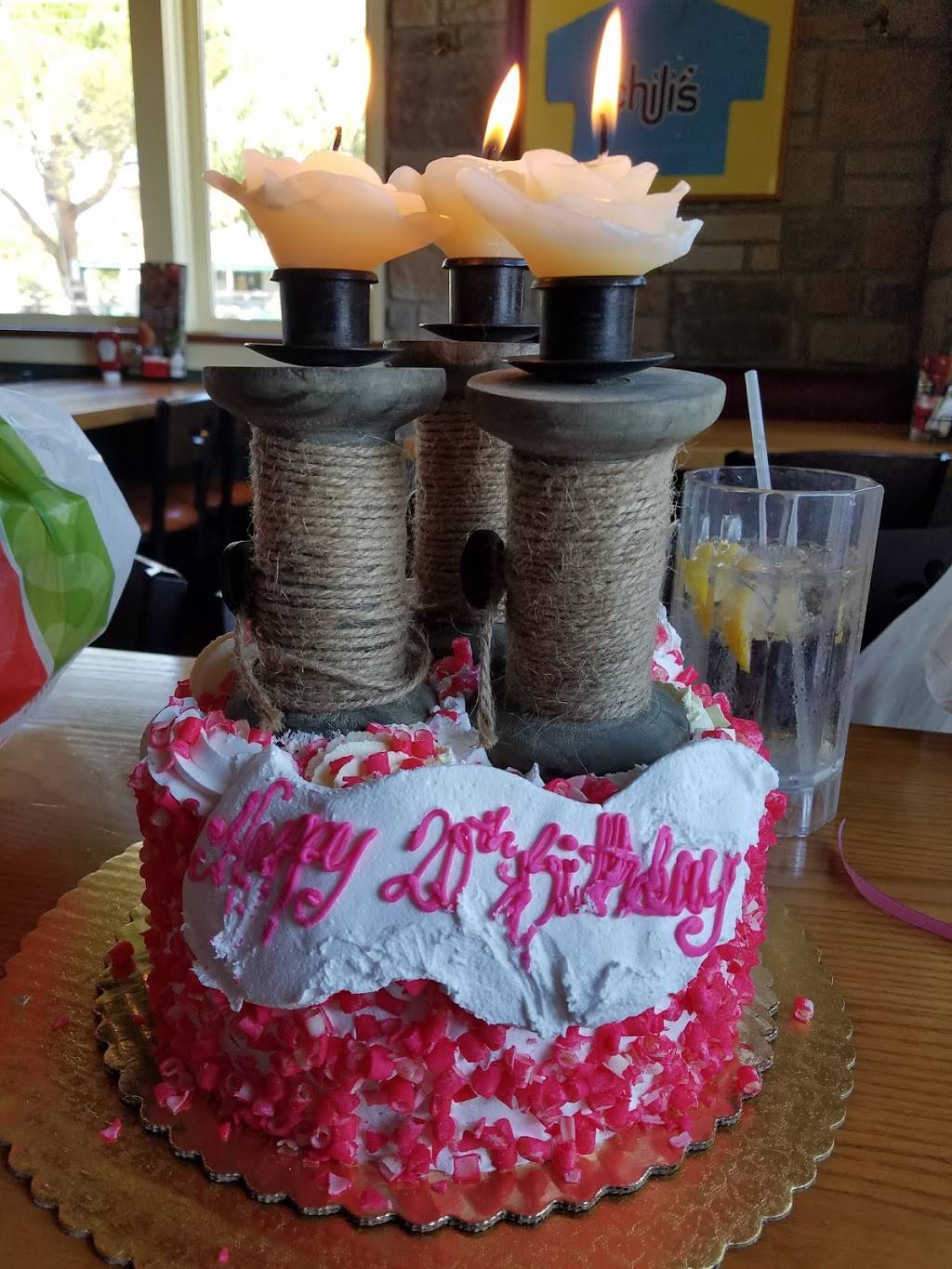 Chilis Grill & Bar | restaurant | 2001 Theater Dr, Paso Robles, CA 93446, USA | 8052269226 OR +1 805-226-9226