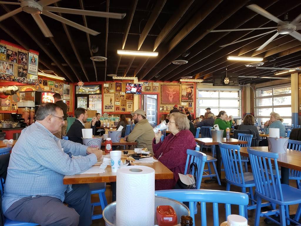 Martins Bar-B-Que Joint | restaurant | 3029 Pump House Rd, Vestavia Hills, AL 35243, USA | 2057158999 OR +1 205-715-8999