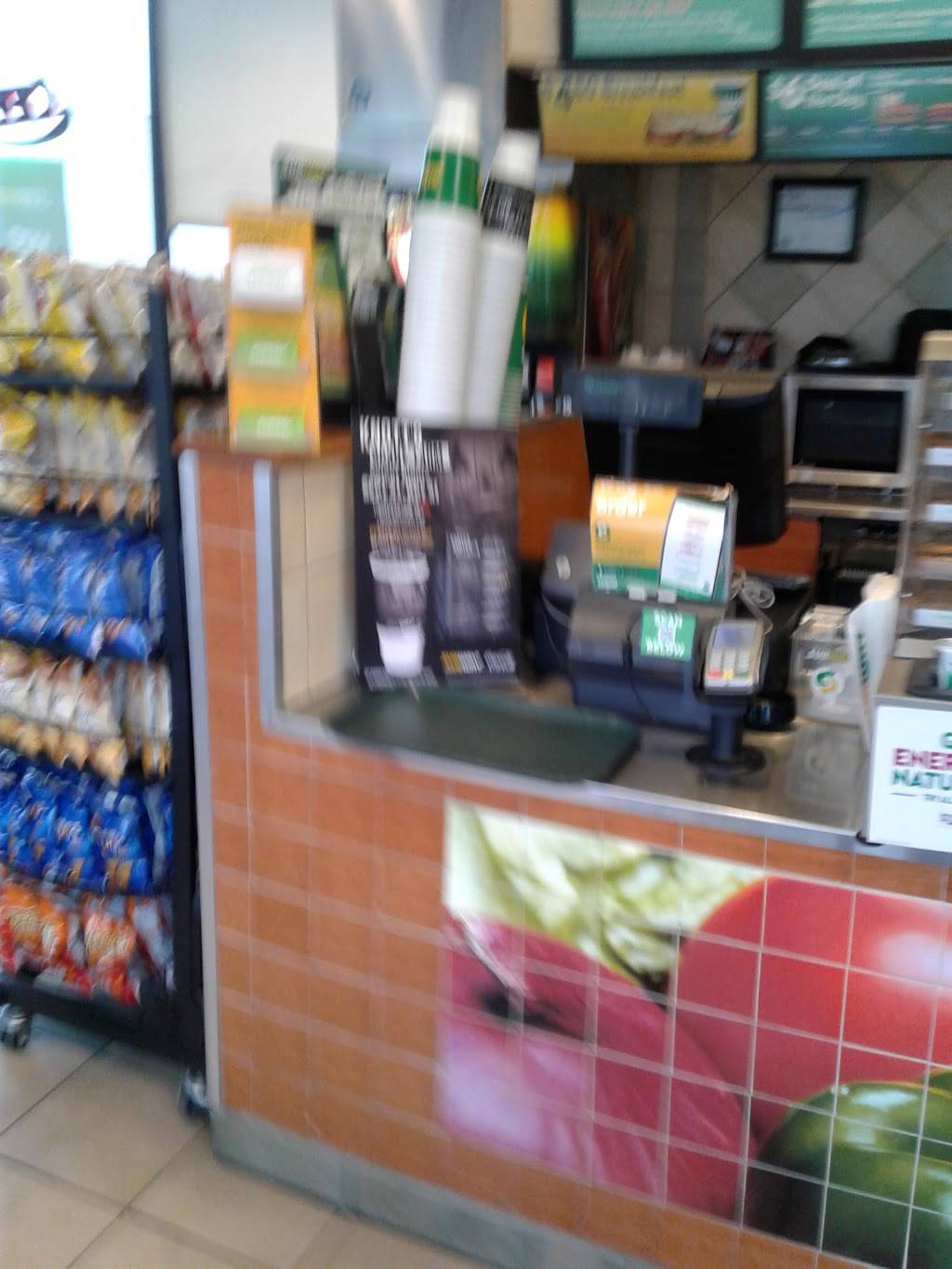 Subway Restaurants | restaurant | 120 S 7th Ave, La Puente, CA 91746, USA | 6263334470 OR +1 626-333-4470