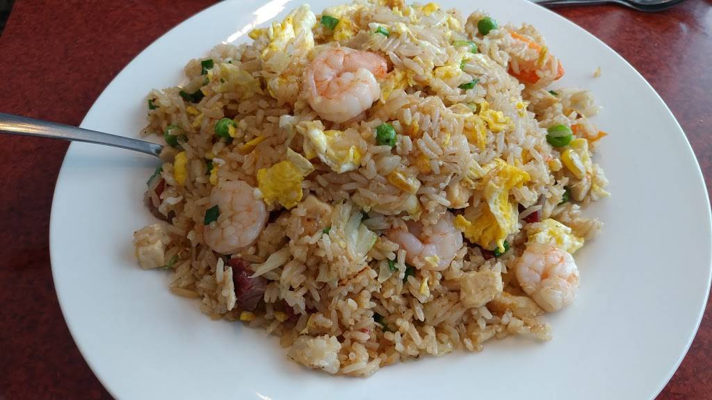 Golden Crown Chinese Restaurant | restaurant | 14587 60th St N, Stillwater, MN 55082, USA | 6514397801 OR +1 651-439-7801