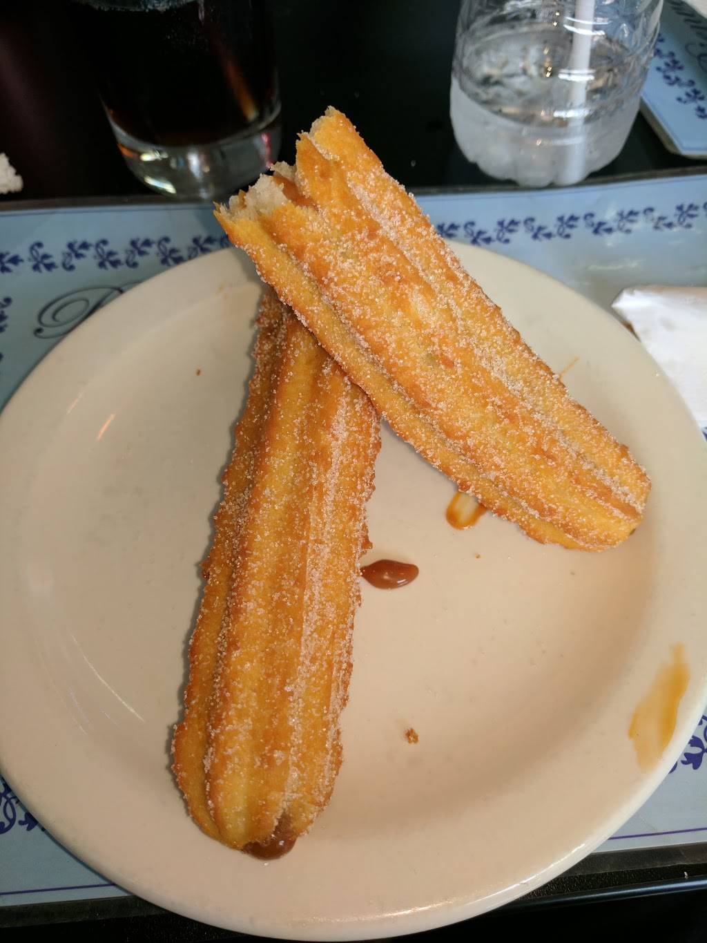Churros Montréal | restaurant | 7497 Rue St-Hubert, Montréal, QC H2R 2N5, Canada | 5142716006 OR +1 514-271-6006