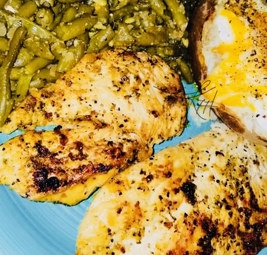 Krissy’s Fresh Food House | restaurant | 450 Stephens St Ste #2, Rochelle, GA 31079, USA | 2293252065 OR +1 229-325-2065