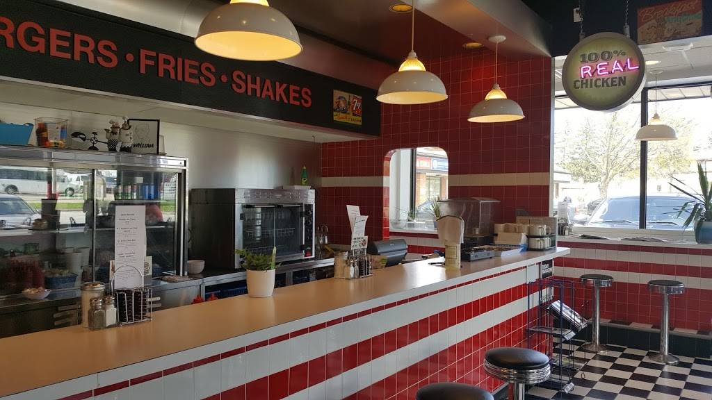 Triple Ds Diner | restaurant | 2895 St Paul Ave, Niagara Falls, ON L2J 2L3, Canada | 9053577333 OR +1 905-357-7333