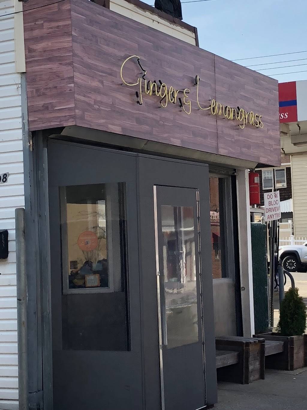 Ginger and Lemongrass | cafe | 12-53 150th St, Whitestone, NY 11357, USA | 3477324720 OR +1 347-732-4720