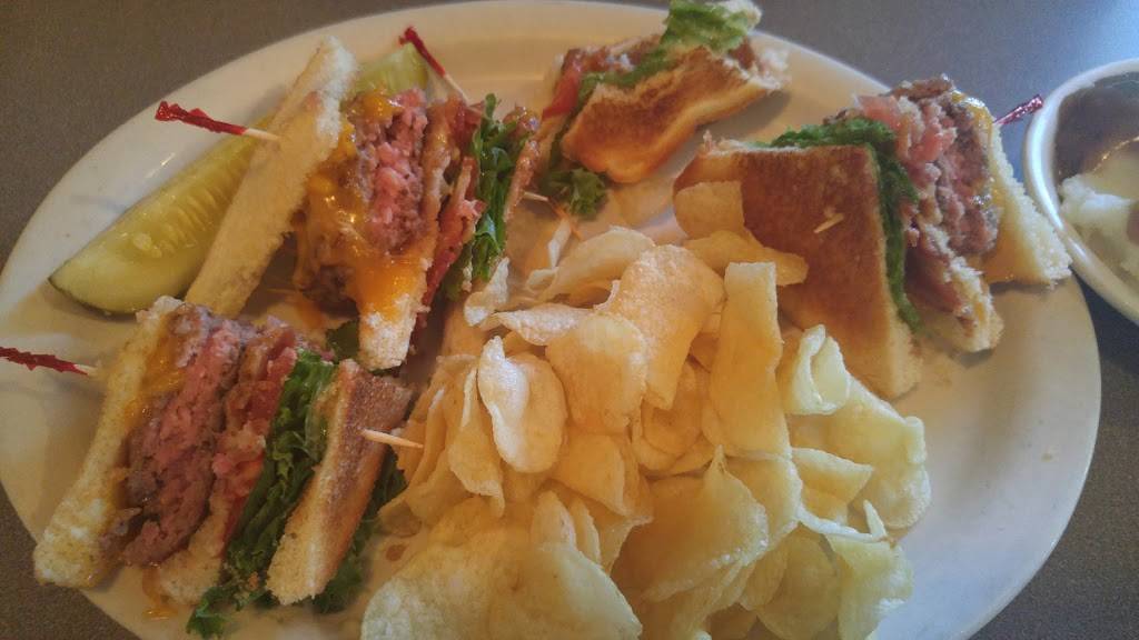 Mary Janes Restaurant | restaurant | 4345 W Market St, York, PA 17408, USA | 7177920796 OR +1 717-792-0796