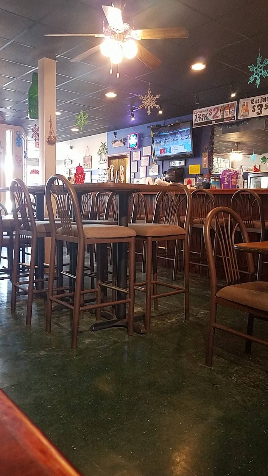 Beach House Grille | restaurant | 211 W Main St, Mayodan, NC 27027, USA | 3364273030 OR +1 336-427-3030