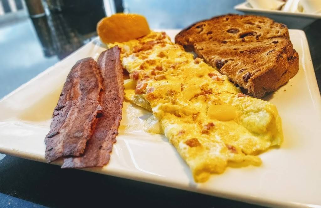 Kekes Breakfast Cafe | restaurant | 4062 Plaza Blvd #10, Gainesville, FL 32608, USA | 3527457575 OR +1 352-745-7575