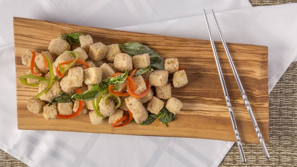 Z&F Chinese Food | restaurant | 2907 Shelter Island Dr #104, San Diego, CA 92106, USA | 6192697668 OR +1 619-269-7668