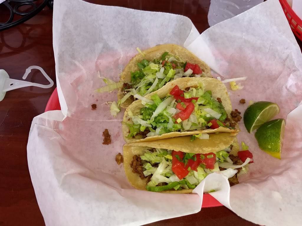 Brothers Tacos Express | restaurant | 330 FL-66, Zolfo Springs, FL 33890, USA | 8634743058 OR +1 863-474-3058