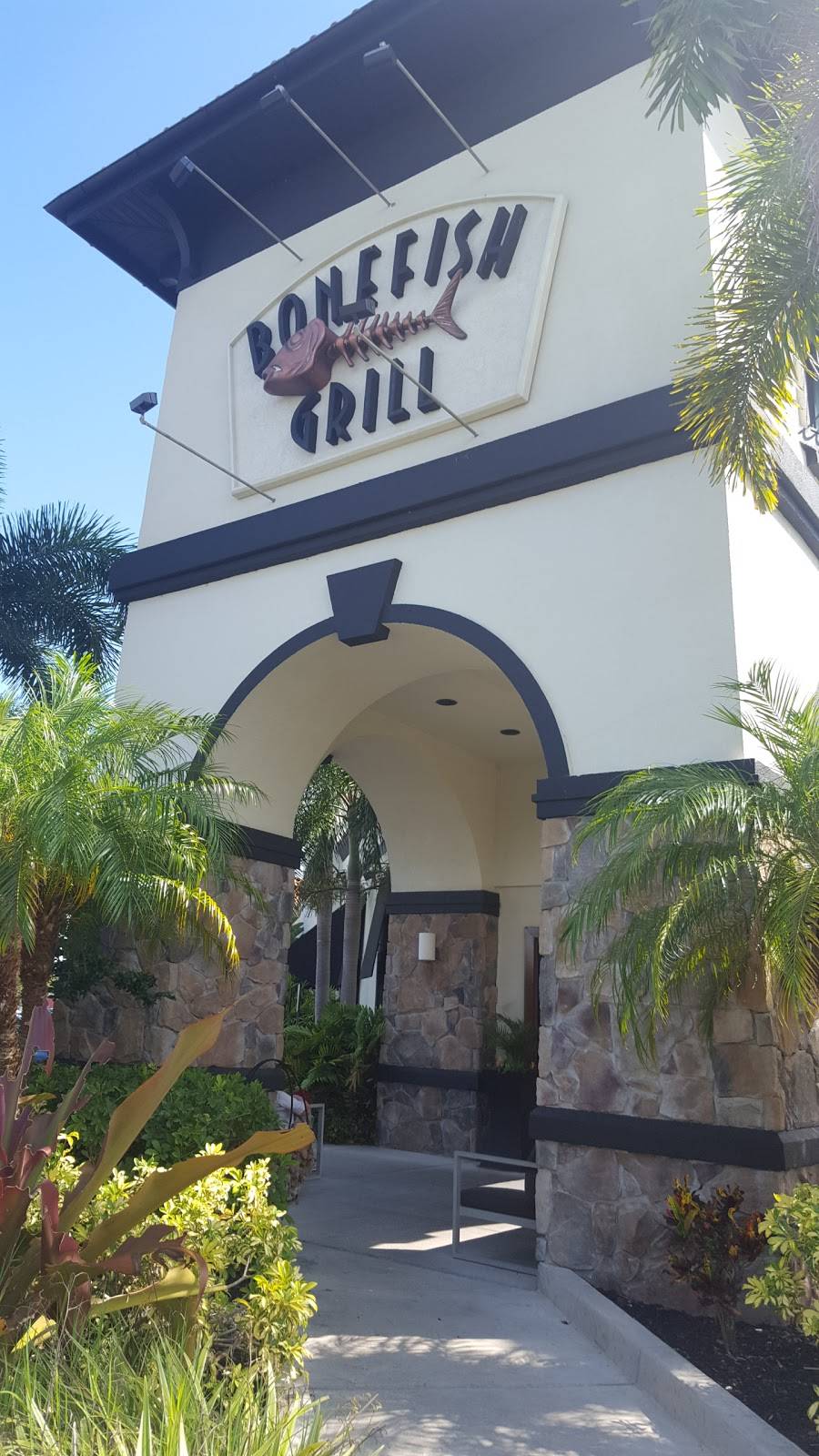 Bonefish Grill | restaurant | 5062 4th St N, St. Petersburg, FL 33703, USA | 7275213434 OR +1 727-521-3434