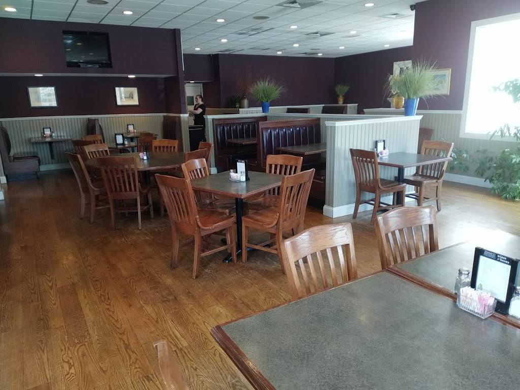 Dimitris Pizza Restaurant | restaurant | 3444 Main St, Coventry, CT 06238, USA | 8607427373 OR +1 860-742-7373