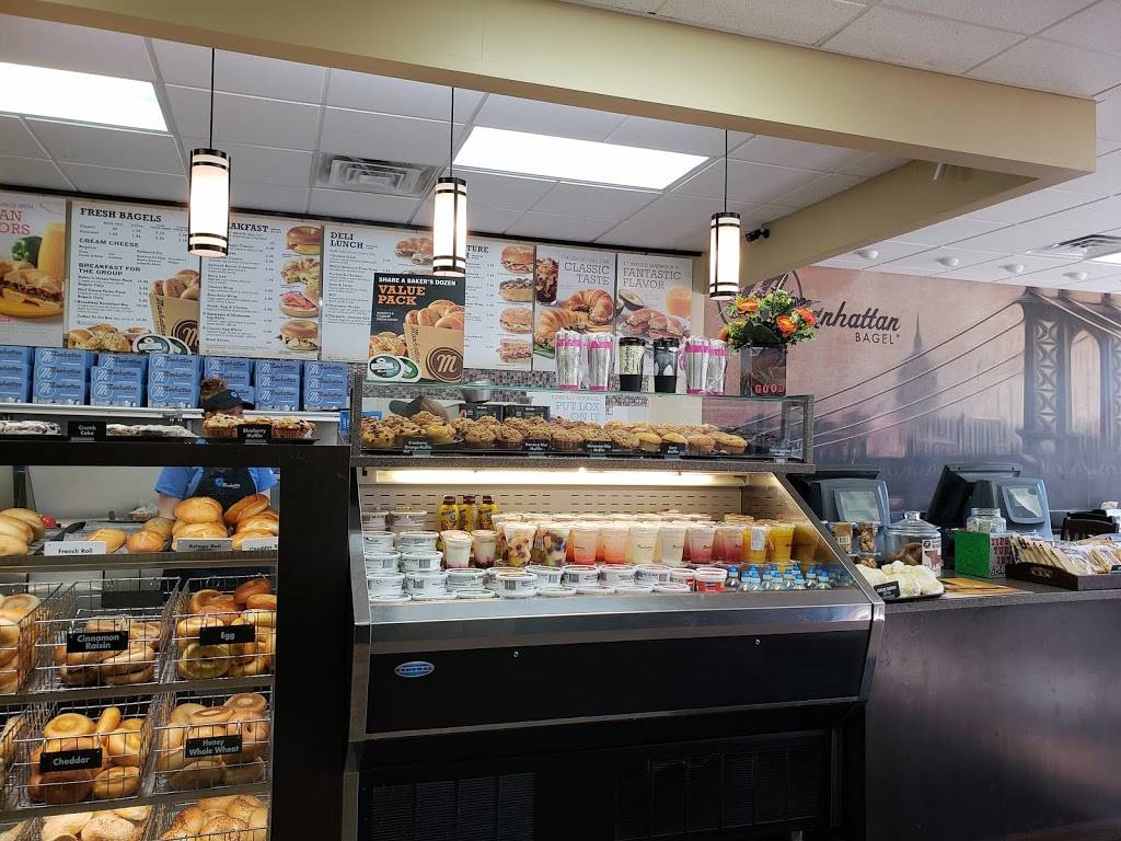 Manhattan Bagel | cafe | 881 Main St, Sayreville, NJ 08872, USA | 7325250696 OR +1 732-525-0696