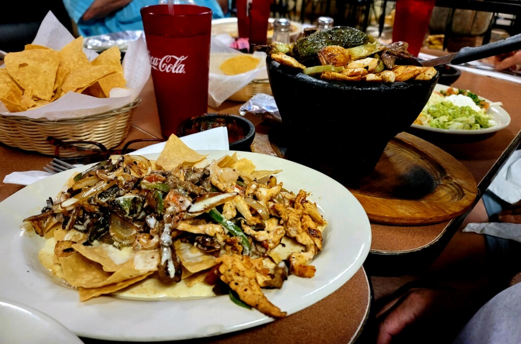 Las Palmas Restaurante | restaurant | 786 Elsinger Blvd, Conway, AR 72032, USA | 5013295010 OR +1 501-329-5010