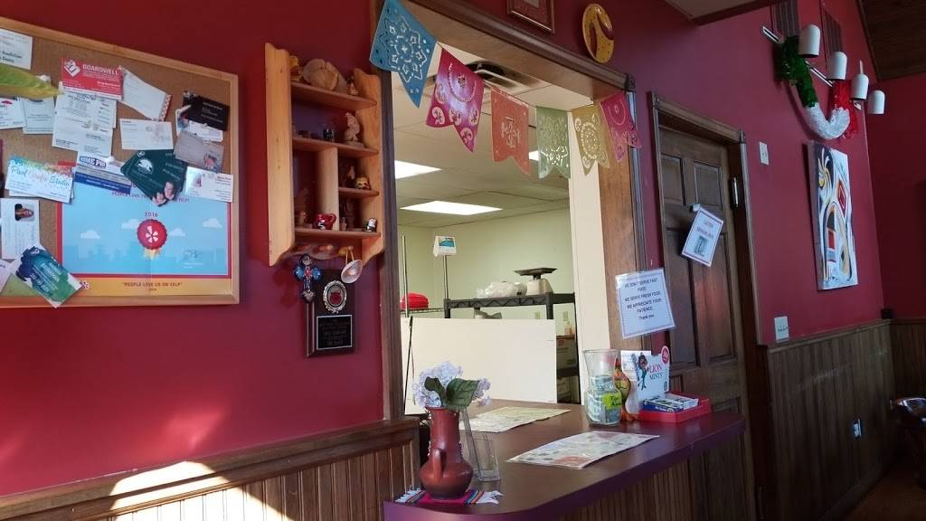 Taqueria Diaz | restaurant | 306 E Colby St, Whitehall, MI 49461, USA | 2316387327 OR +1 231-638-7327