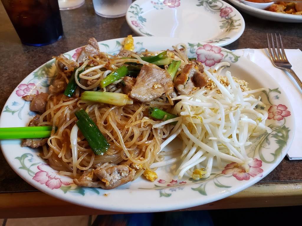 Rice VS Noodle | restaurant | 2360 Fairgrounds Rd NE, Salem, OR 97301, USA | 5035884048 OR +1 503-588-4048