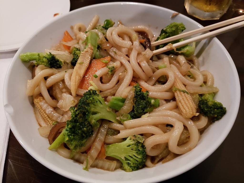 Ryu Gin | restaurant | 20111 US-19, Cranberry Twp, PA 16066, USA | 7245918750 OR +1 724-591-8750