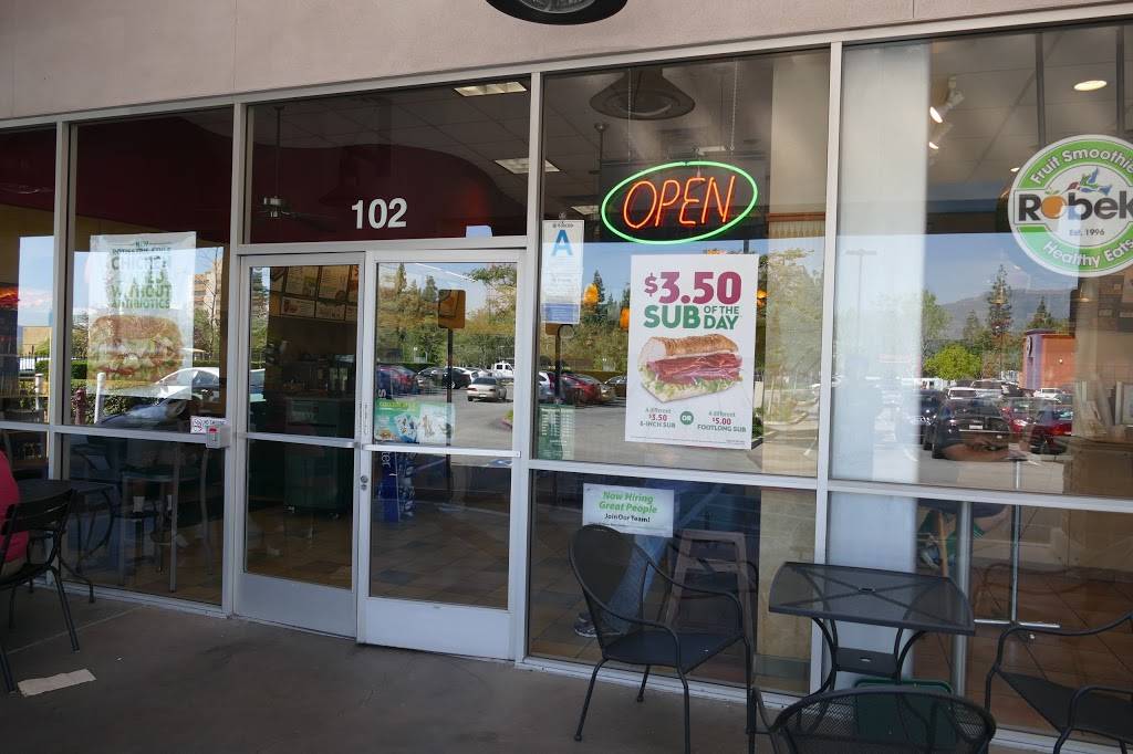 Subway Restaurants | restaurant | 2575 N Hollywood Way #2, Burbank, CA 91505, USA | 8185650448 OR +1 818-565-0448