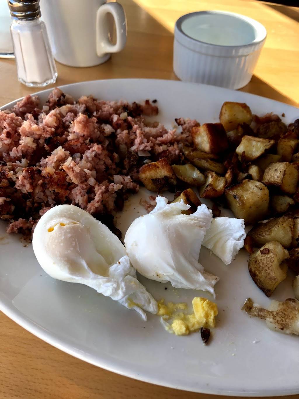 Sunset Grill | restaurant | 41 George St S #102, Brampton, ON L6Y 2E1, Canada | 9054979222 OR +1 905-497-9222