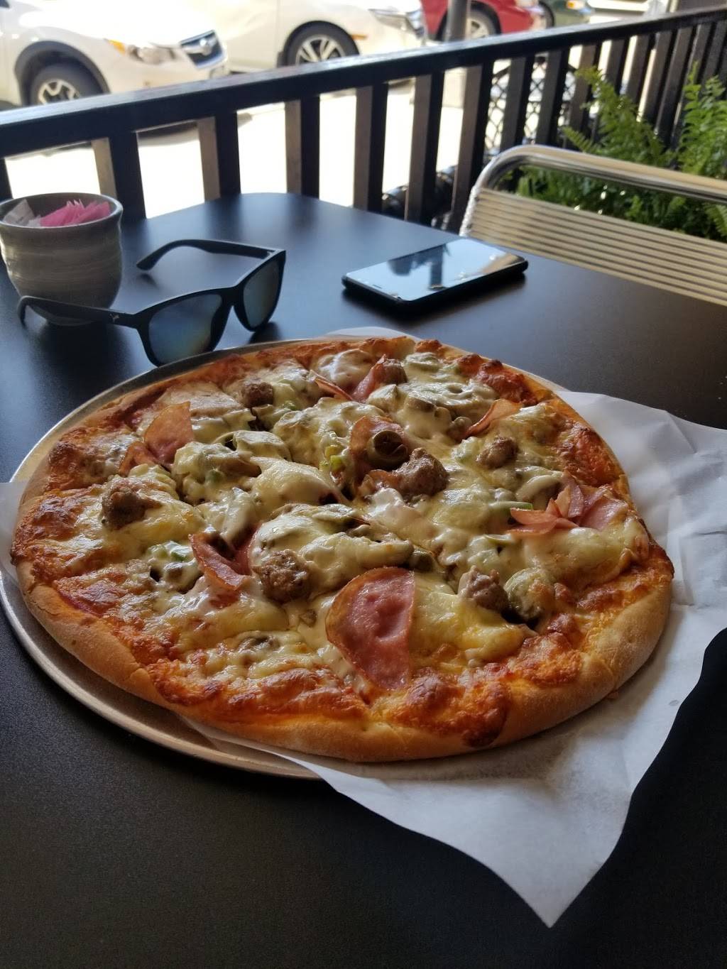 Georges Pizza | meal takeaway | 626 Franklin St, Pella, IA 50219, USA | 6416282802 OR +1 641-628-2802