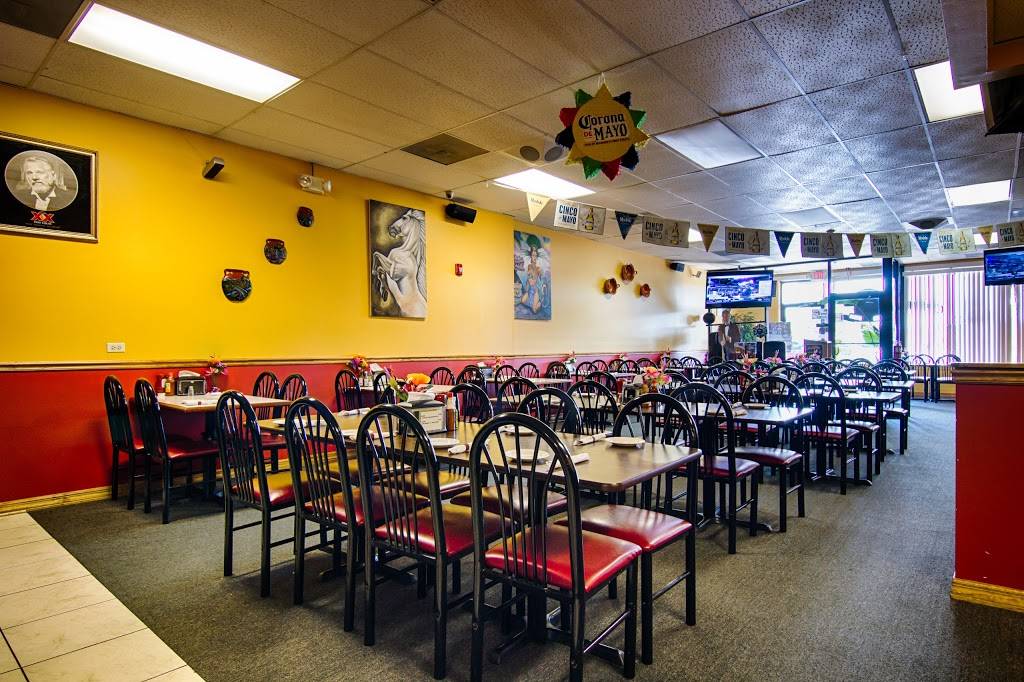 Las Cazuelitas Restaurant | restaurant | 21 Crystal Lake Plaza, Crystal Lake, IL 60014, USA | 8158930802 OR +1 815-893-0802