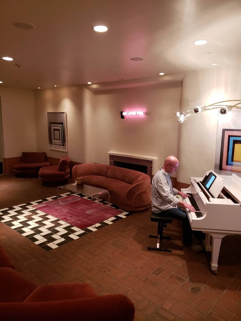 BarBelmont | night club | 901 Fort Worth Ave, Dallas, TX 75208, USA | 2143934141 OR +1 214-393-4141