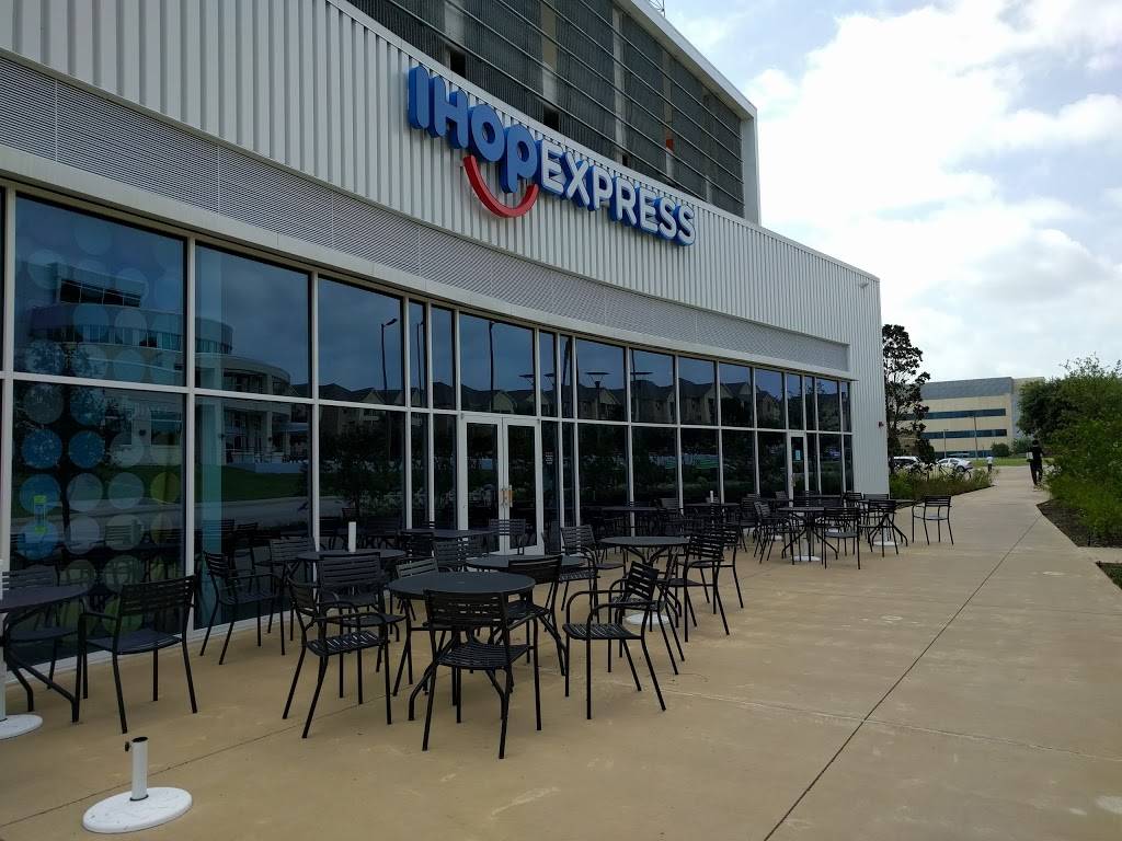 IHOP | restaurant | 2828 Rutford Ave, Richardson, TX 75080, USA | 9728837471 OR +1 972-883-7471