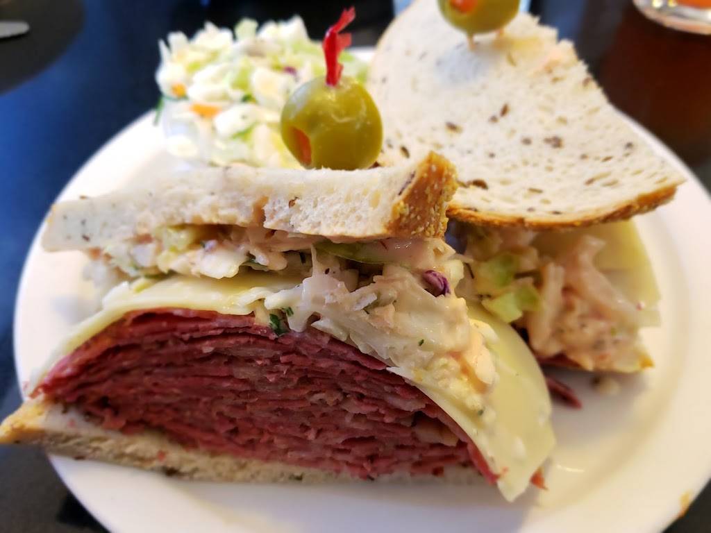 Jerrys Famous Deli | meal takeaway | 16650 Ventura Blvd, Encino, CA 91436, USA | 8189061800 OR +1 818-906-1800