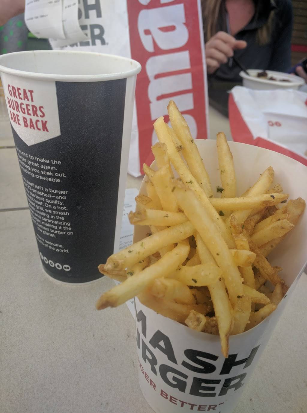 Smashburger | restaurant | 100 Universal City Plaza, V-205, Universal City, CA 91608, USA | 8188505628 OR +1 818-850-5628