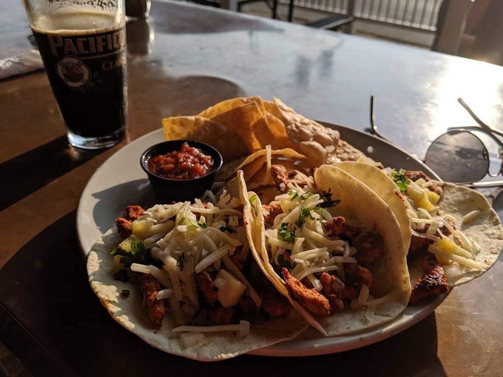 Sauced - Pizza, Tacos, Taps | restaurant | 188 N Main St, Waynesville, NC 28786, United States | 8282469585 OR +1 828-246-9585