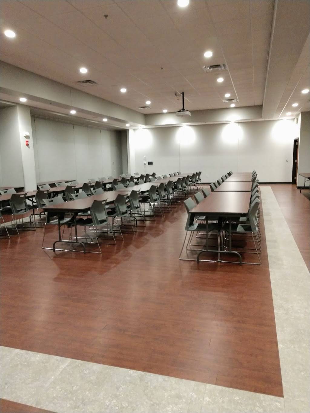 Disabled American Veterans | restaurant | 14605 E US Hwy 40, Kansas City, MO 64136, USA | 8167658787 OR +1 816-765-8787